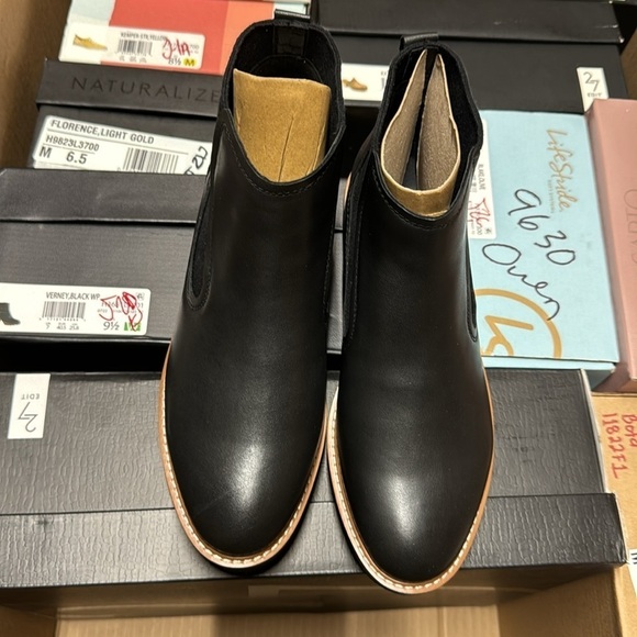 Naturalizer Leather Slip-On Booties - Annaleigh - Picture 4 of 7